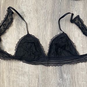 VS Lace Bralette